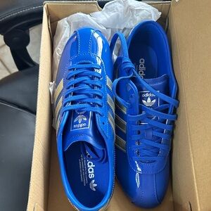 Adidas women Blue Sneakers with sliver Accents